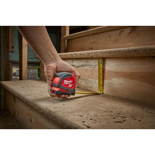 Fita métrica compacta de 30 pés Milwaukee Fita métrica compacta de 30 pés Milwaukee